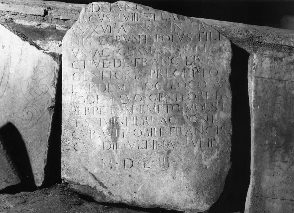 lapide tombale - ambito romano (sec. XVI)